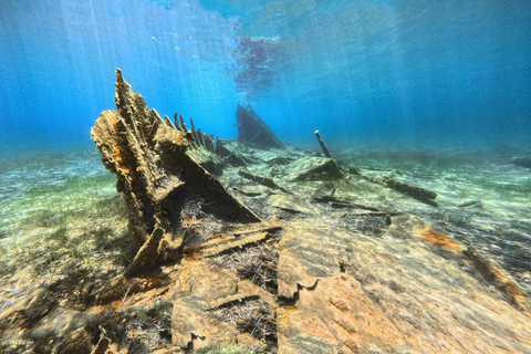 Île de Proti : Tour en bateau pour la plongée avec masque et tuba