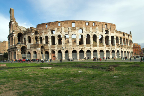 Rome: Colosseum FULL EXPERIENCE ARENA FLOOR GUIDED TOUR Shared Group ( 7 people max)