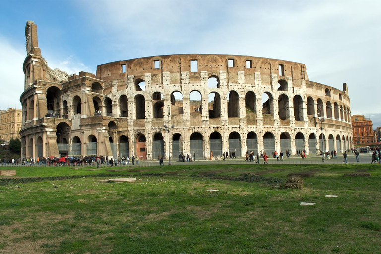 Rome: Colosseum FULL EXPERIENCE ARENA FLOOR GUIDED TOUR Shared Group ( 7 people max)