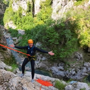 Iz Omisa: Extremni Canyoning na rijeci Cetini/ Fotos gratuitas