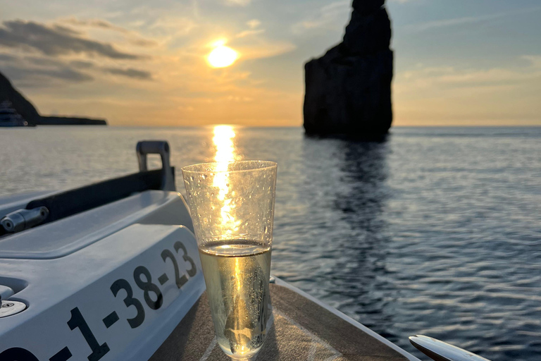 Sunset Boat Tour: Northern Ibiza from Santa Eulalia Sunset Boat Tour: North Ibiza from Santa Eulalia