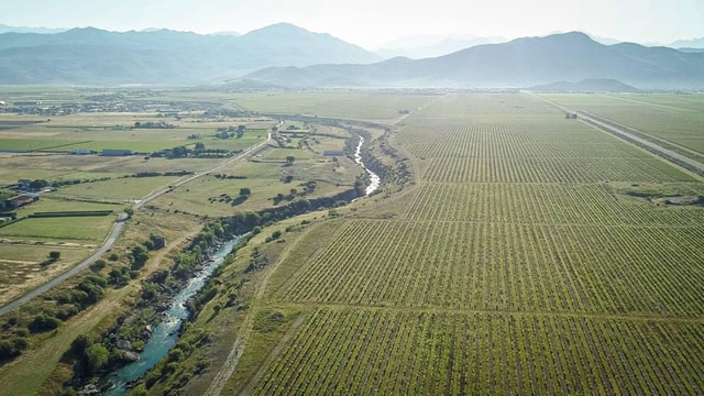 Podgorica: Vineyards, Wines & Waterfalls by E-Bike