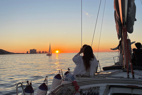 Lisboa: Navegar con historia y vino