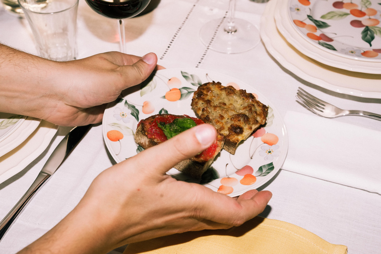 Pisa: Private Show Cooking and Social Dining Experience Group Show Cooking and Social Dining Experience