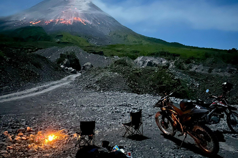 Yogyakarta: Borobudur Prambanan Sunset & Merapi Night Lava Borobudur Climb up, Prambanan Sunset & Merapi Lava View