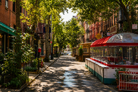 NYC: Manhattan Walking Tour with Local Guide