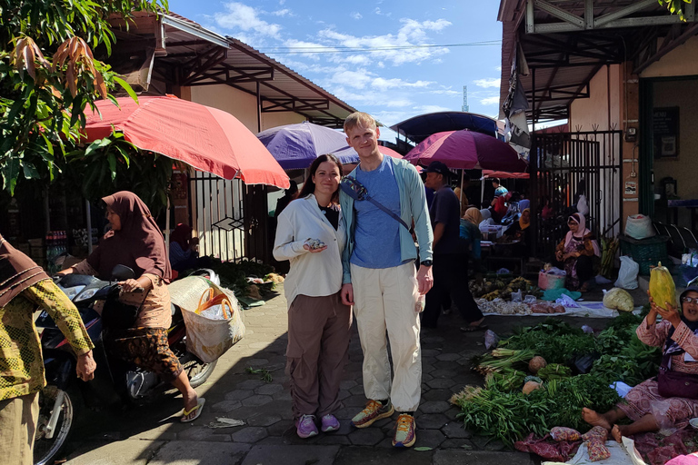 Yogyakarta: clase de cocina con visita al mercado y servicio de recogida del hotelClase de cocina con servicio de recogida del hotel