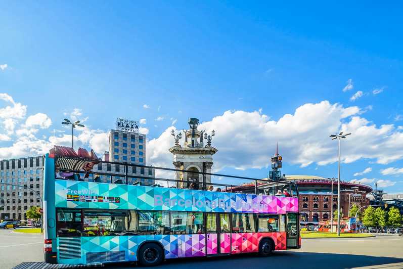 Barcelone : Visite guidée de la ville en bus avec montée et descente rapides