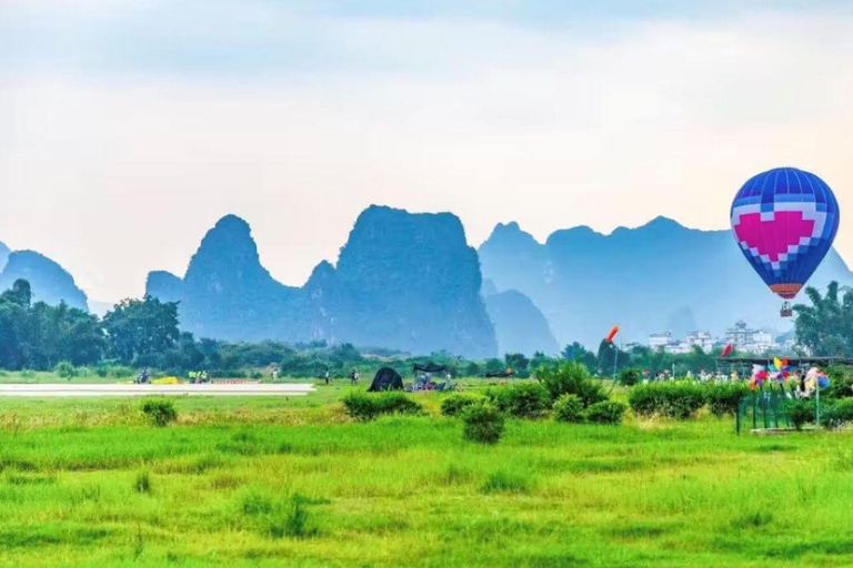 Yangshuo Paragliding and Hot Air Balloon Experience