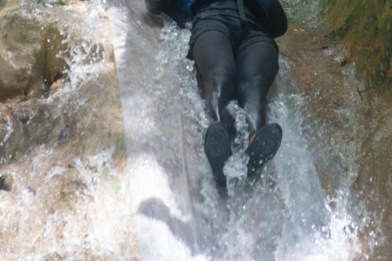 Puerto Plata: Damajagua Waterfall Tour and Artisanal Cocoa Experience