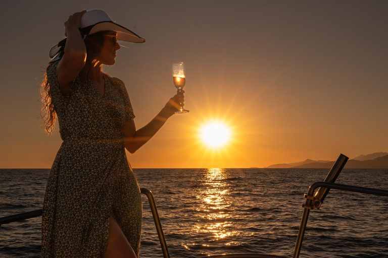 Budva: Family-Friendly Boat Tour with Snorkeling & Drinks
