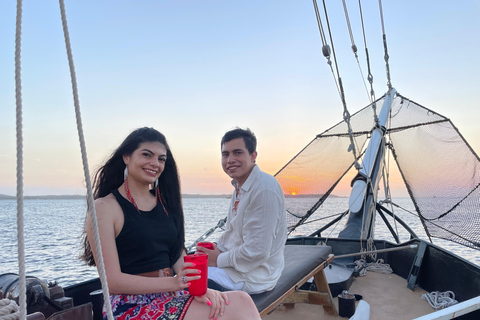 Cartagena, CO: Sunset Skyline Pirate Boat Tour with Open Bar