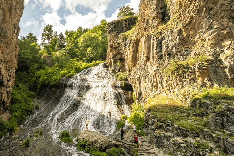 Group tour: Khor Virap, Noravank, Jermuk with wine tasting