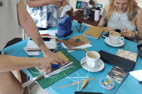 Cali: Taller de Encuadernación ArtesanalTaller de Encuadernación Libreta Viajera - Puntada Larga