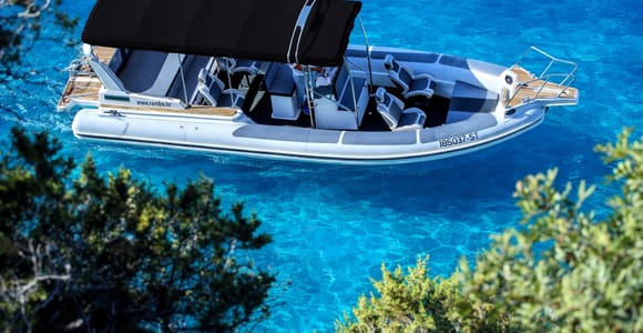 Tour zu 4 Inseln per Schnellboot mit Wein und Schnorcheln