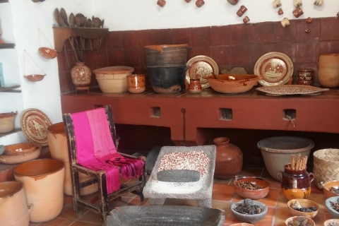 Tlaquepaque Pueblo Mágico: Artesanos, Tradiciones, Arquitectura