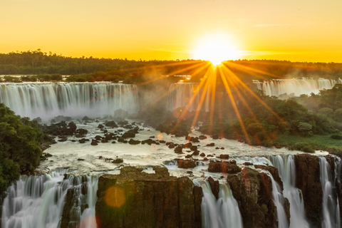 Iguazu-Wasserfälle: Premium 1-Tages-Tour auf der brasilianischen und argentinischen Seite