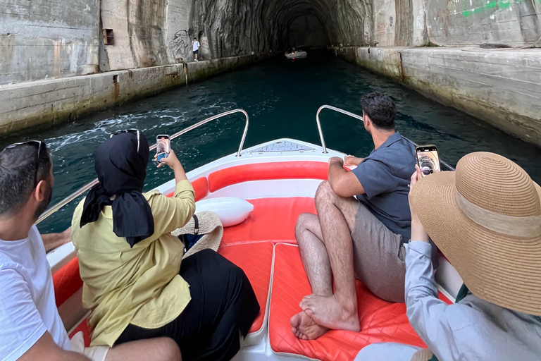Kotor: Tour durch die Blaue Höhle und den Golf mit dem Schnellboot