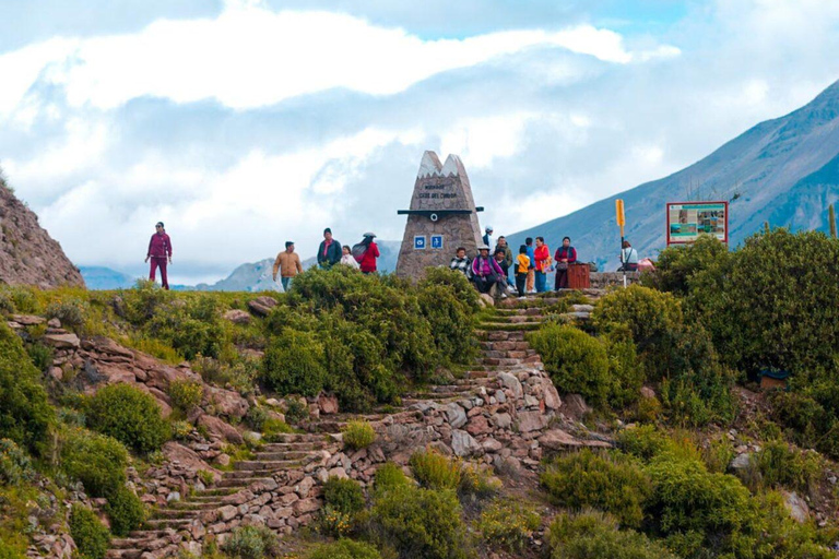 AREQUIPA: COLCA CANYON 2 GIORNI E NOTTE