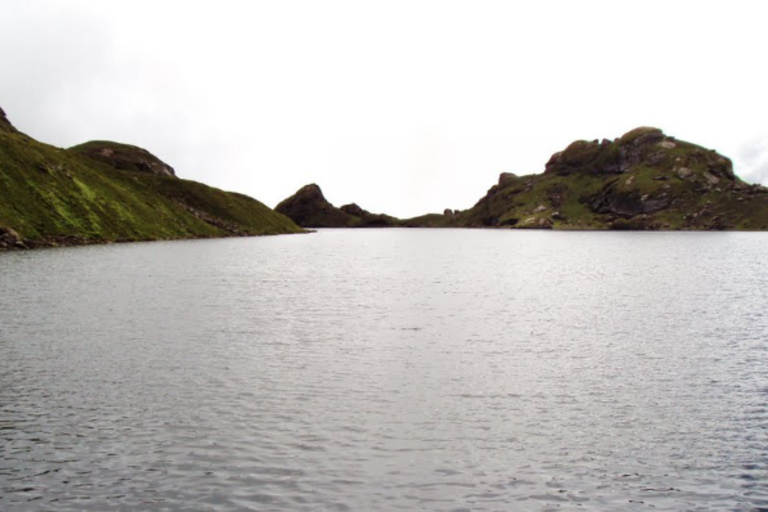 From Kathmandu: 13-Day Meme Pokhari Trek with Guide