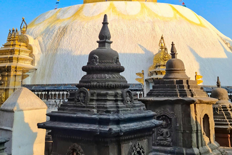 سوايامبوناث: جولة غروب الشمس وأضواء المدينةخاص