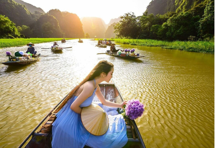 Incredible Mai Chau - Puluong - Ninh Binh: 3 Days, 2 NightsShare a dormitory in Pu Luong and a private room in Tam Coc