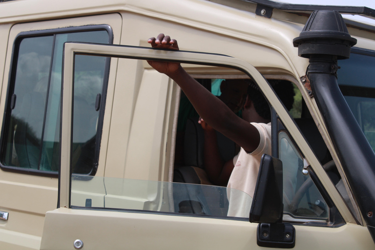 4-Day Luxury Migration Fly-In Safari