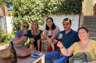 Tour door het wijngebied van Valencia: 2 wijnmakerijen, lunch en Bobal-wijnen
