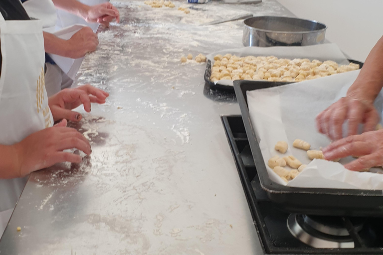 Positano: Mediterranean Cooking Class at Villa Magia