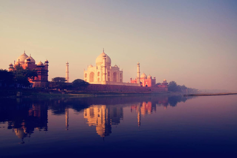 Skip the line of Taj Mahal Ticket