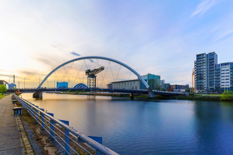 Glasgow: Insta-Perfect Walk with a Local