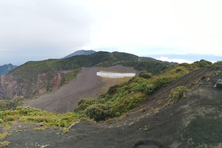 San José: Irazú Volcano, Orosi Day Tour & Lankester Gardens