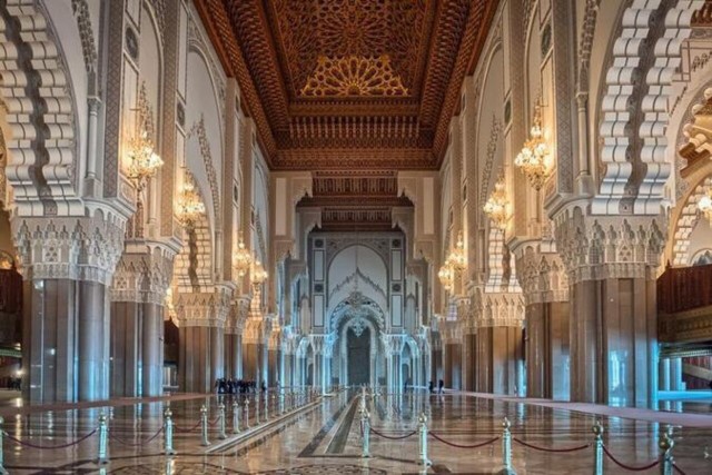 Visit Casablanca Premium visit to Hassan II Mosque with entrance in Rabat