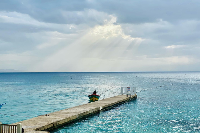 De Montego Bay: Excursão de um dia à praia de Doctors Cave e comprasDe Montego Bay