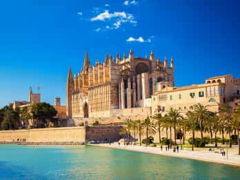 Maiorca: tour privato di un giorno con guida locale