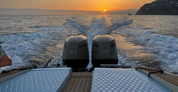 Amalfi Coast: Private Boat Tour for a Fiery Romantic Sunset