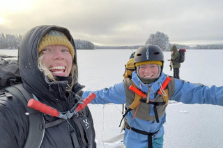 Sälen: Ice Skating Tour with Lunch and Hotel Pickup