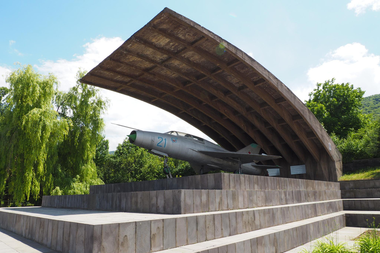 从埃里温出发：洛里省修道院一日旅行