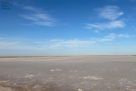 Djerba: Ksar Ghilane e barco pirata – 2 dias de aventura e descobertaDjerba: Ksar Ghilane e Barco Pirata – 2 dias de aventura e descoberta