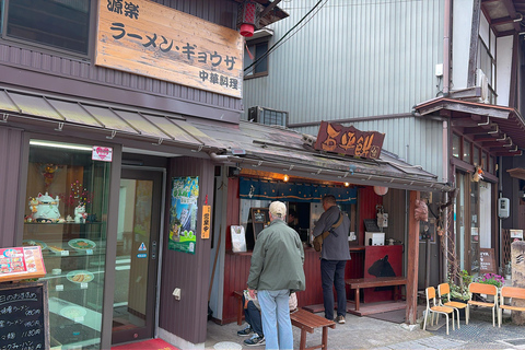 Gujo Hachiman Day Trip: Mountain Castle & Traditional Town The popular Gujyo town tour