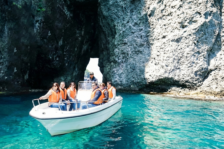 Hokkaido: Otaru's classic coastline one-day roam 8:10 am meet at JR Sapporo Station North exit