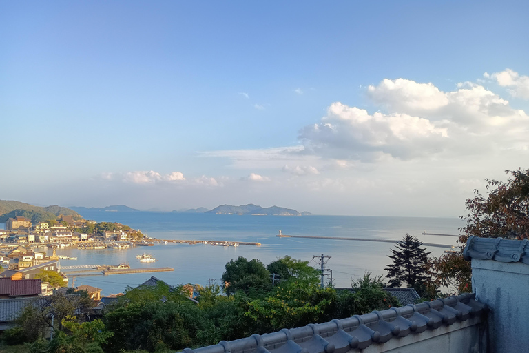 Hiroshima : Visite privée de la ville de Tomonoura Ghibli Ponyo avec chauffeur local