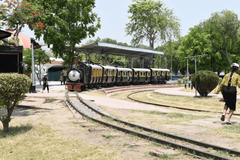 Delhi: Tour de museus com guias de turismo e transporte