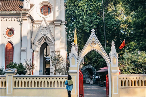 A Tour Through Modern History of Guangzhou Tour in English/German