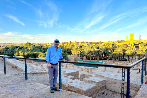 Riyadh: Cultural Guided City Tour & Historic Old Attractions Full-day shared group guided tour with Saudi lunch or dinner