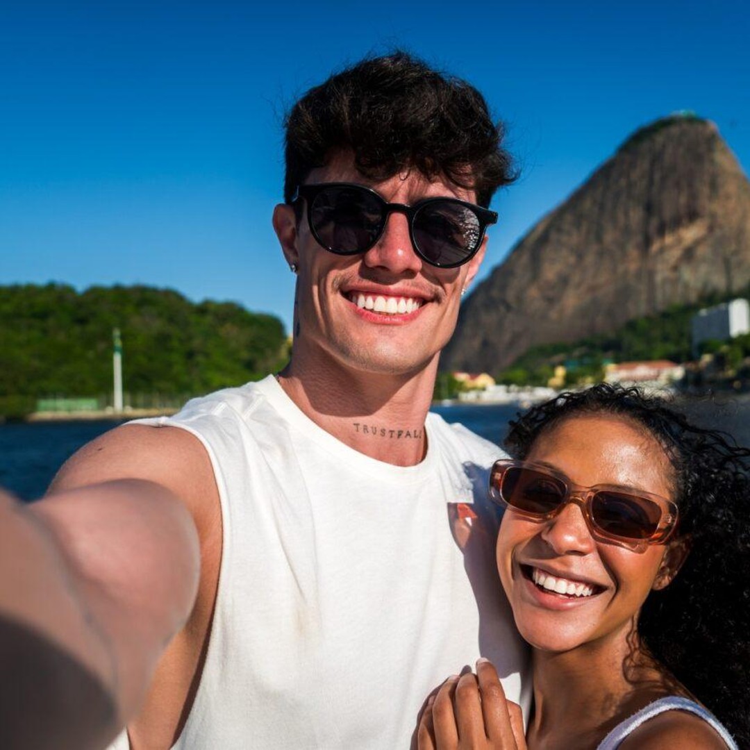 Colagem de mídia