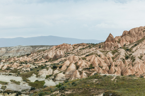 Istanbul: escursione di 2 giorni in Cappadocia con voli e hotel nelle grotteVisita guidata in inglese