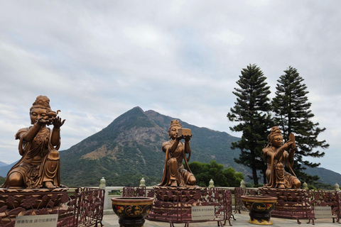 Hong Kong: Lantau Island & Tai O Private Tour with Pickup
