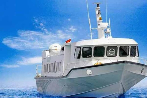 Gili Trawangan: Fast Boat Transfer to Padang Bai with love Gili Trawangan: Fast Boat Transfer to Padang Bai with love