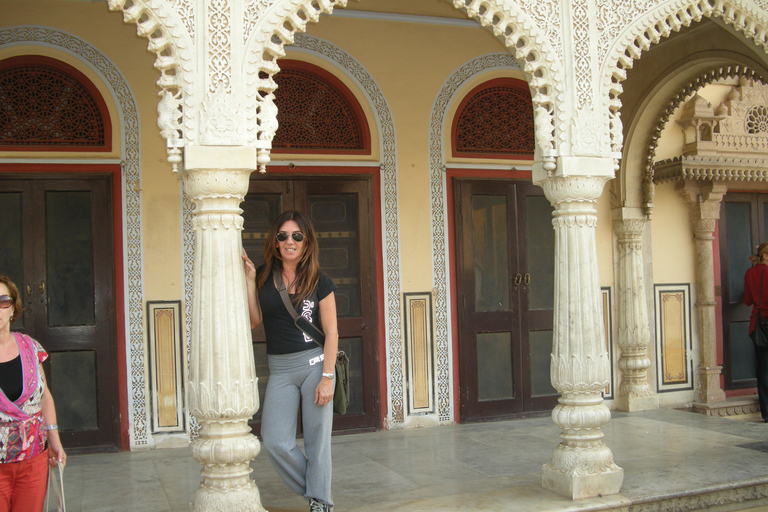 Jaipur: Amber Fort, Stadtpalast und Hawa Mahal Tagestour